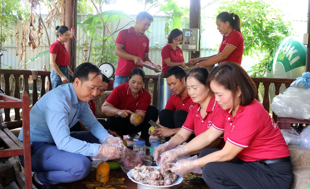 tin tức bắc giang, bắc giang, nhân đạo, vùng cao, huyện sơn động, chi hội tâm thiện nguyện sơn động, nồi cháo nhân đạo, cháo dinh dưỡng, cảnh đời bất hạnh