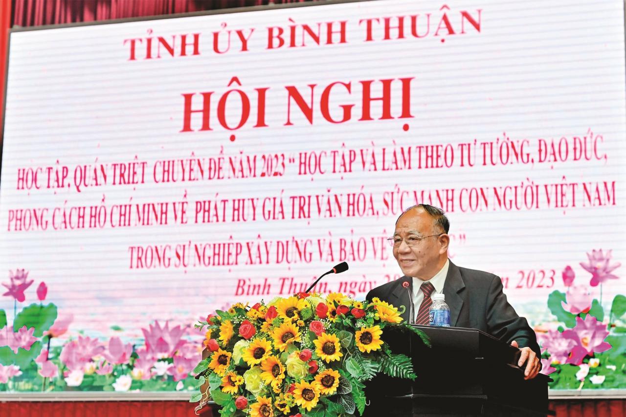 hoi-nghi.jpg