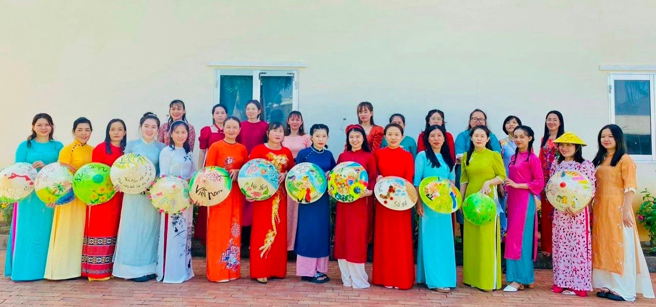 ao-dai-thien-nghiep.jpg