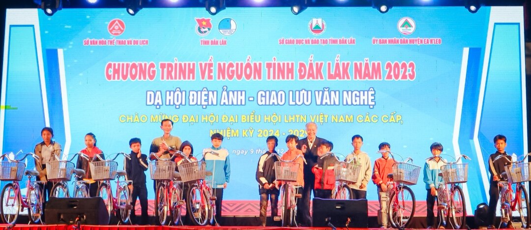 Các đơn vị trao xe đạp