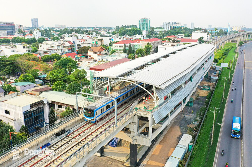 Tuyến metro số 1 (Bến Thành - Suối Tiên) đã được thực hiện đạt khoảng 95% khối lượng, dự kiến hoàn thành cuối năm 2023. Ảnh: Phạm Tùng