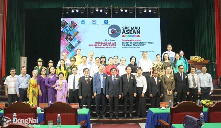 Khai mạc Triển lãm giao lưu ảnh đẹp các nước ASEAN tỉnh Đồng Nai