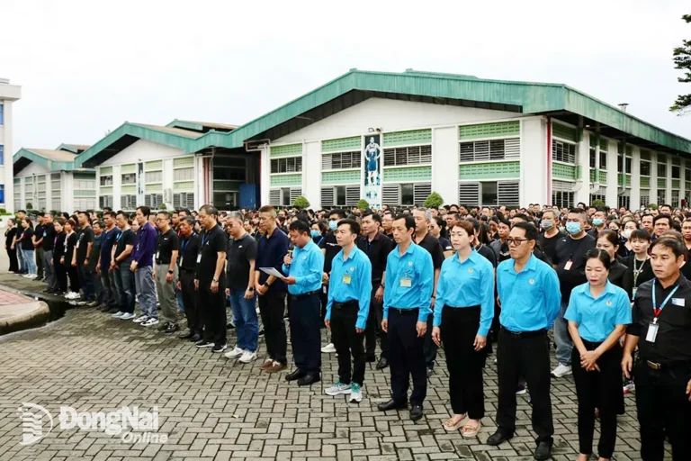 Hàng ngàn công nhân lao động Đồng Nai tưởng nhớ Tổng Bí thư Nguyễn Phú Trọng