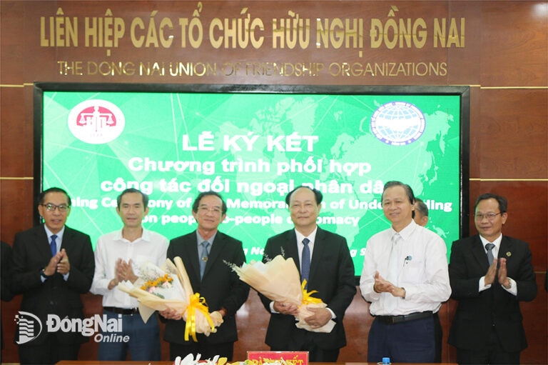 Liên hiệp các tổ chức hữu nghị tỉnh và Đoàn Luật sư tỉnh phối hợp thực hiện 6 nội dung về công tác đối ngoại nhân dân