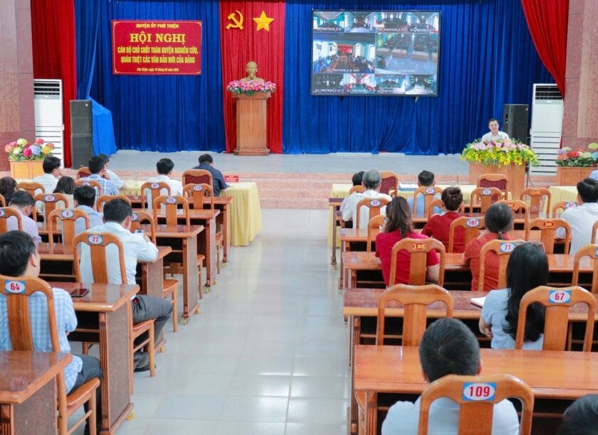 Quang cảnh hội nghị. Ảnh: Lê Tám