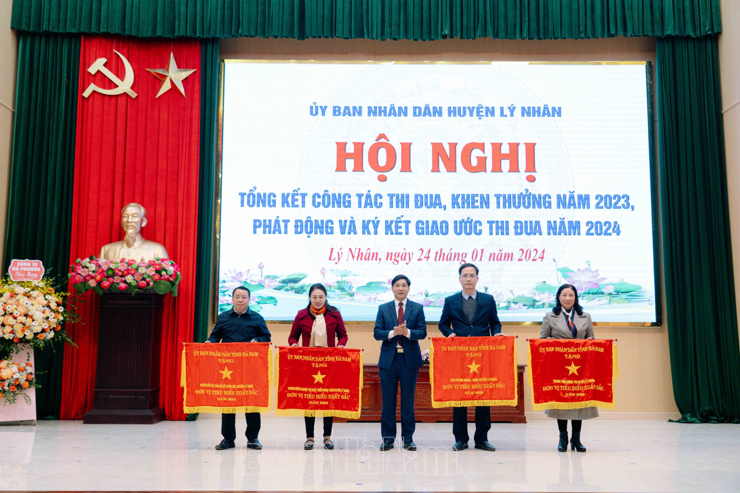 Lý Nhân phát động và ký kết giao ước thi đua năm 2024 