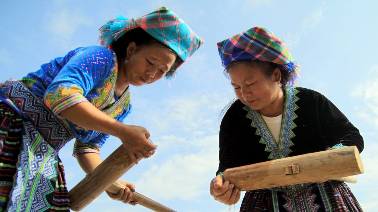 [Ảnh] Lên Lai Châu xem người H'Mông thi giã bánh dày ảnh 5