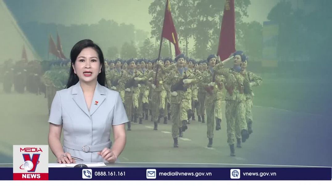 ⁣Huấn luyện diễu binh diễu hành dịp kỷ niệm 70 năm chiến thắng Điện Biên Phủ