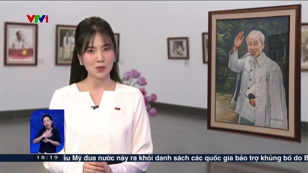 ⁣Tấm lòng của họa sĩ Việt kiều với Bác Hồ