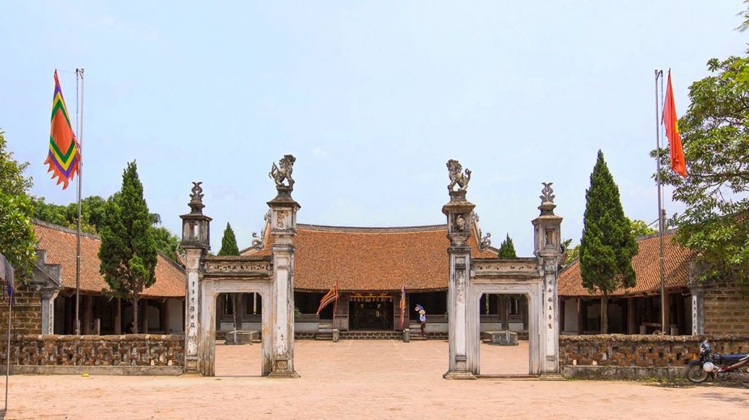 ⁣Đình cổ Mông Phụ - Nét độc đáo giữa lòng làng cổ Đường Lâm