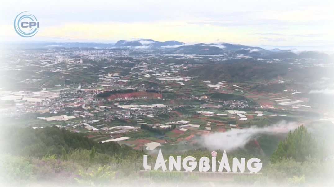 ⁣Vang vọng Langbiang