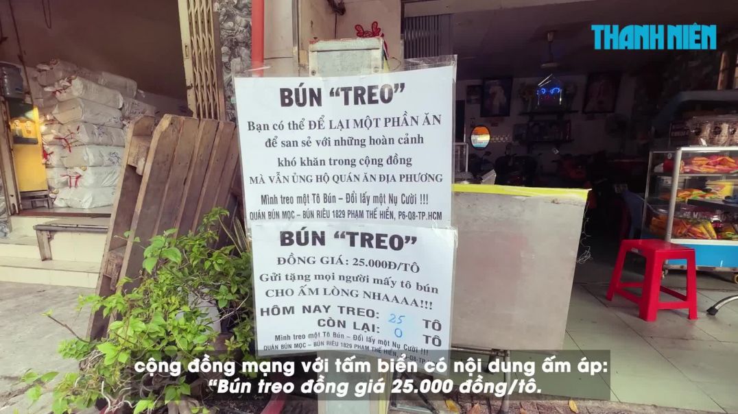 ⁣Bún riêu 'treo' ấm áp tình người ở TP.HCM