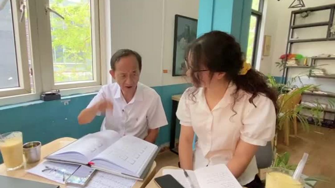 ⁣PGS-TS Nguyễn Lân Cường tuổi 83: Phóng xe phăng phăng, hăng say với khoa học và âm nhạc