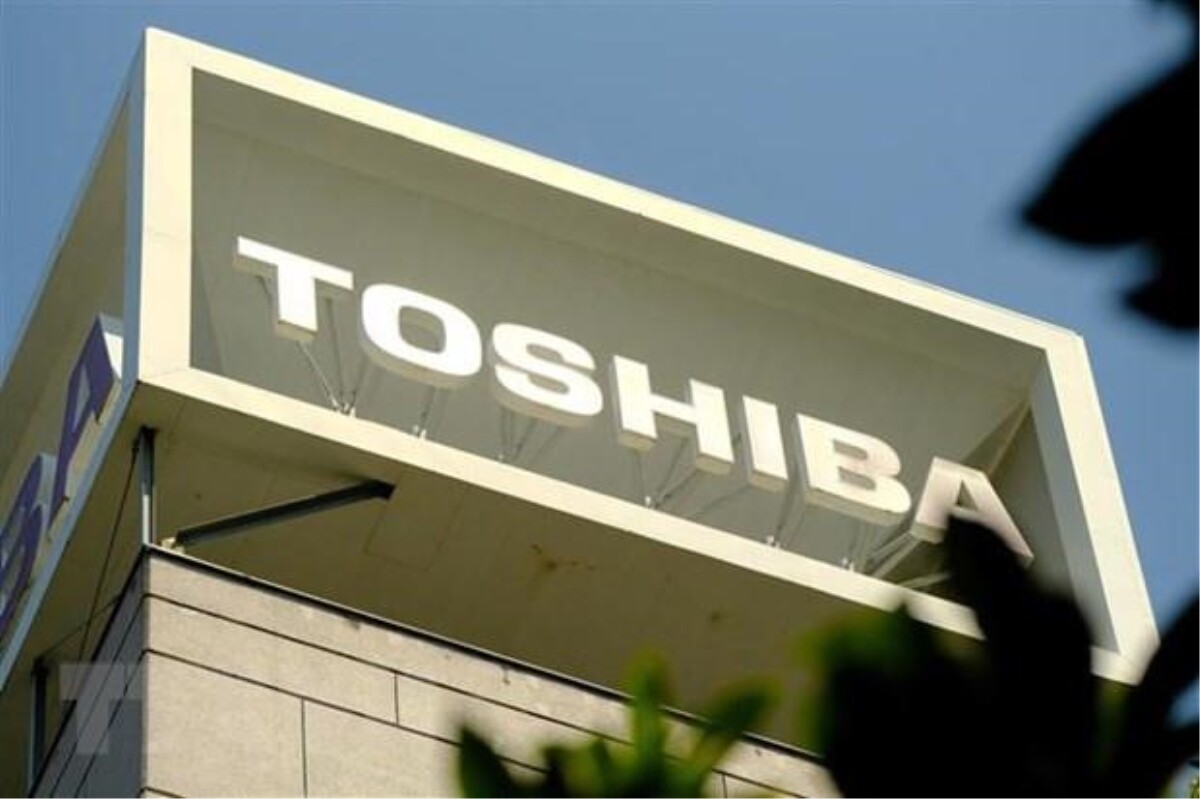 Toshiba, a Japanese electronics company of 148 years, accepts to