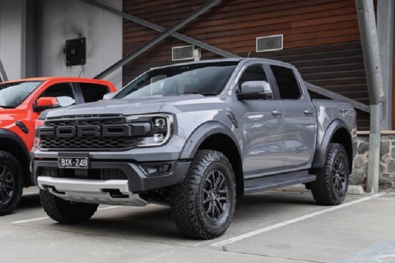 Closeup of Ford Ranger Raptor 2025 'unique color' Cactus Gray has just