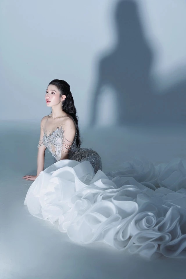 Hé lộ trang phục dạ hội của Á hậu Phương Nhi tại Hoa hậu Quốc tế 2023 - Ảnh 2.