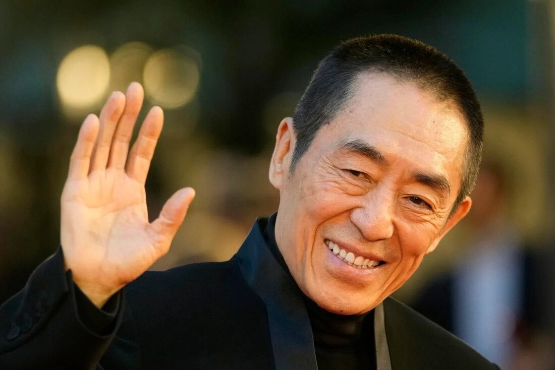 Đạo diễn Trương Nghệ Mưu trên thảm đỏ, ông là một trong những nhà làm phim được vinh danh năm nay - Ảnh: AP