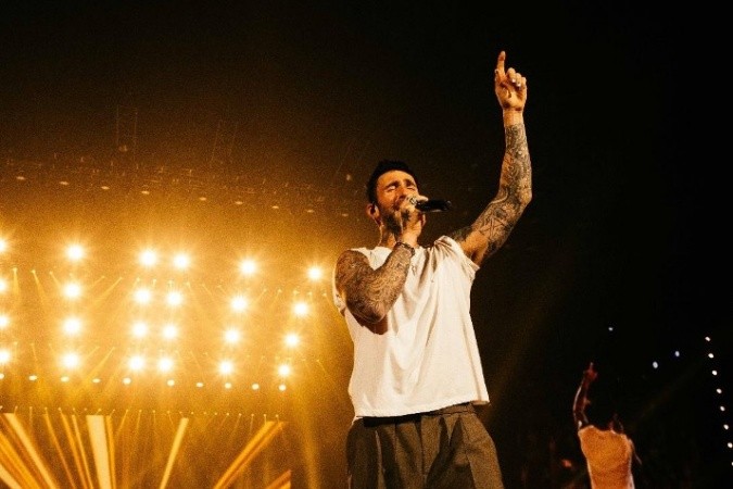 Have a blast with Maroon 5 at the 8WONDER Music Festival in Phu