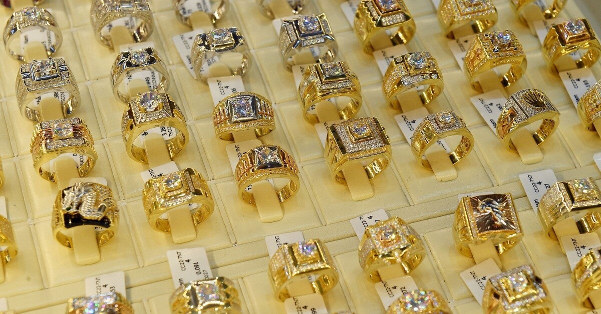 Qoo10 - 22k / 916 gold C Design Ring : Jewelry
