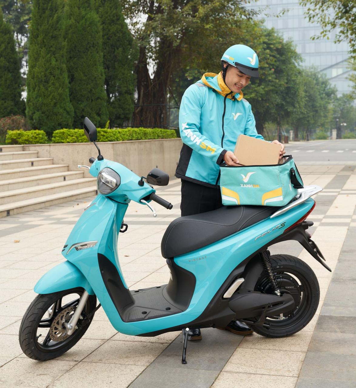 Xanh SM launches Xanh Express delivery service - Vietnam.vn